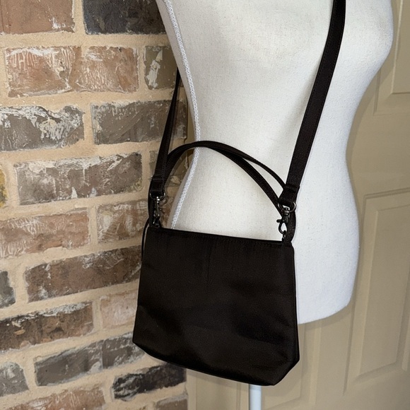 Frankie & Johnny Brown Satin Microfiber Shoulder Crossbody Bag Detachable Strap - Picture 3 of 7
